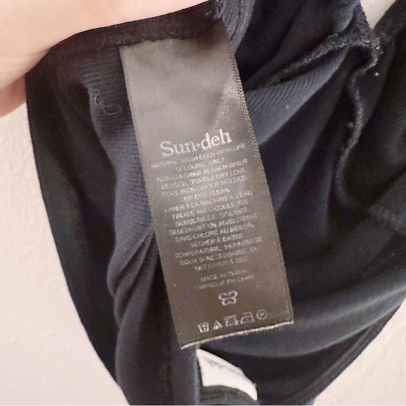 Aritzia Sundeh Halter Top Black Jersey Tie Back - Picture 5 of 6